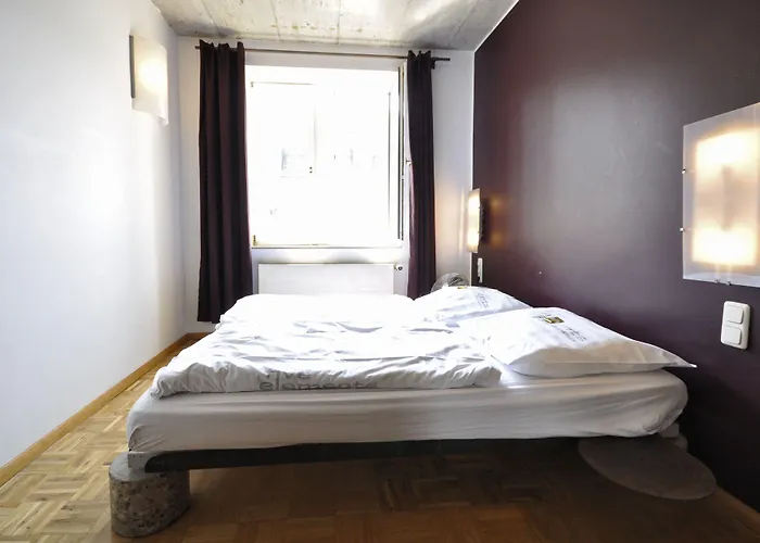Five Elements Hostel And Capsules Frankfurt