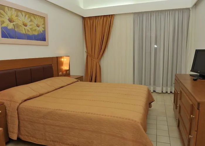 Pheia, Vriniotis Resorts