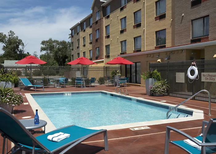 Towneplace Suites By Marriott Garden City