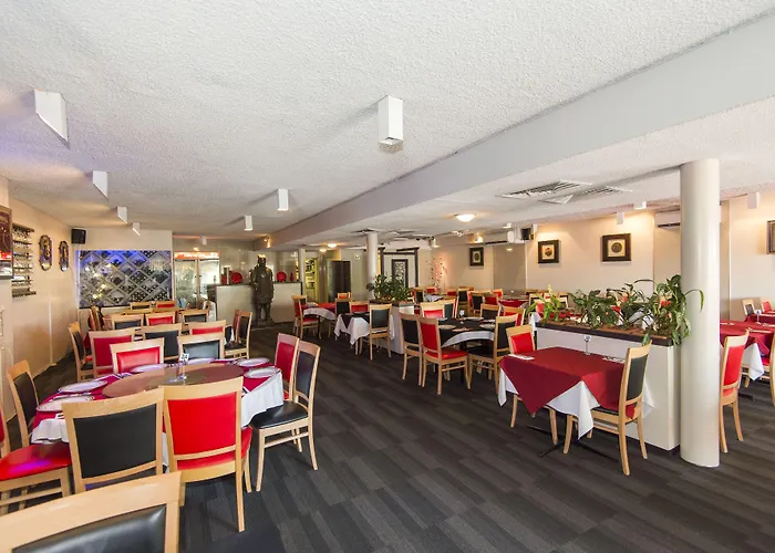 Coral Sands Motel