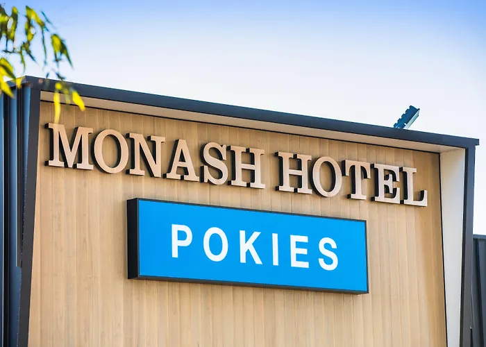 Nightcap At Monash Hotel