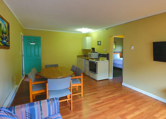 Diplomat Motel