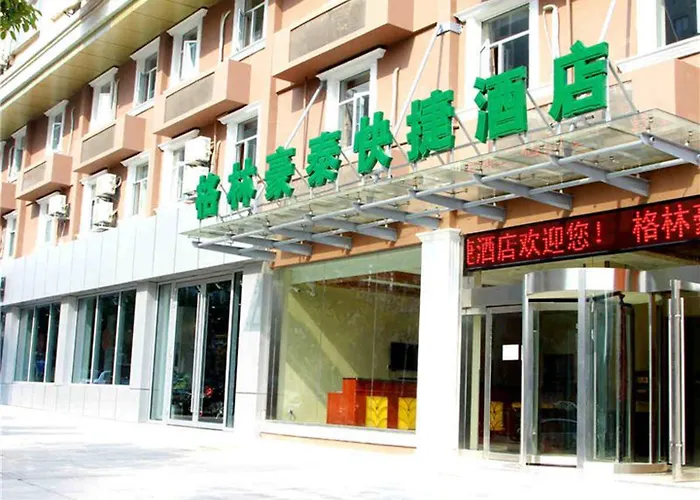 Greentree Inn Jiangsu Zhenjiang Gaotie Wanda Square Express Hotel