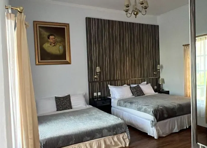 Hotel Purnama Lenggang