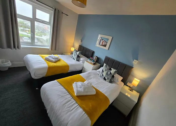 Beach Hotel Torbay B&B