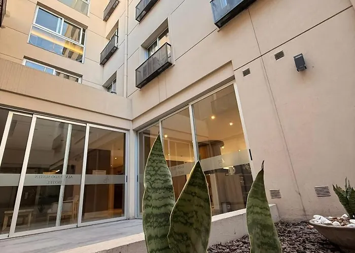 Hotel Alvarado Suites