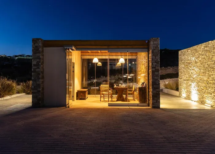 Solus Suites Milos