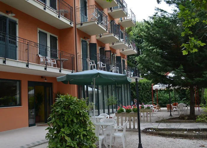 Hotel B&B Des Bains Milano Marittima