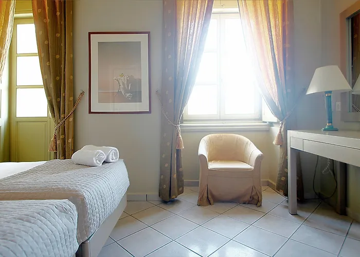 Diogenis Hotel