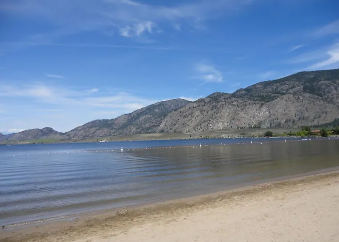 Falcon Resort