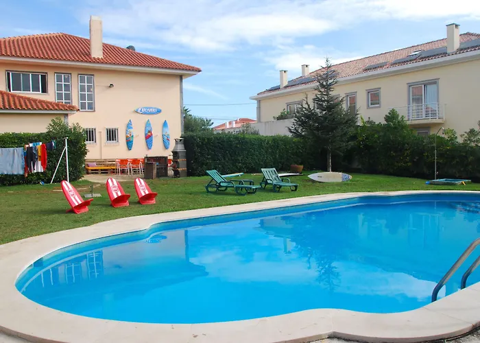 Carcavelos Surf Hostel
