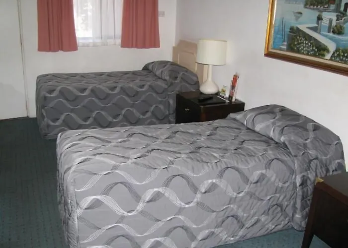 The Wayfarer Motel