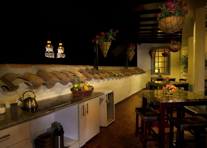 Del Parque Hotel & Suites