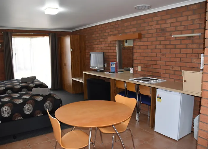 Shannon Motor Inn