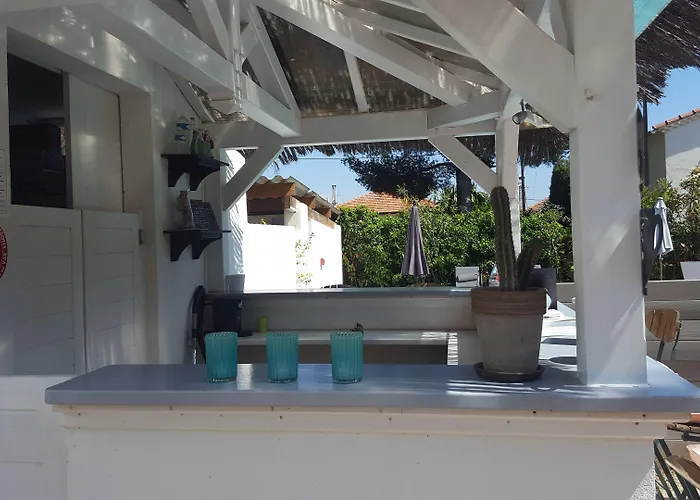 Logis Hotel Synaya