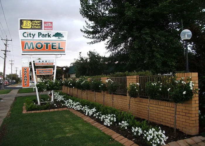 City Park Motel And Apartments