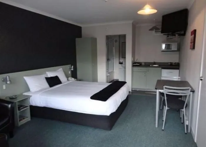 Abode On Courtenay Motor Inn
