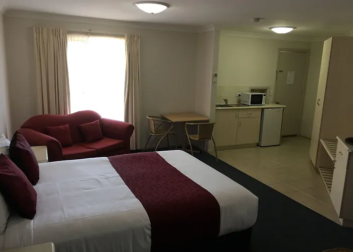 Tuckerbox Motor Inn