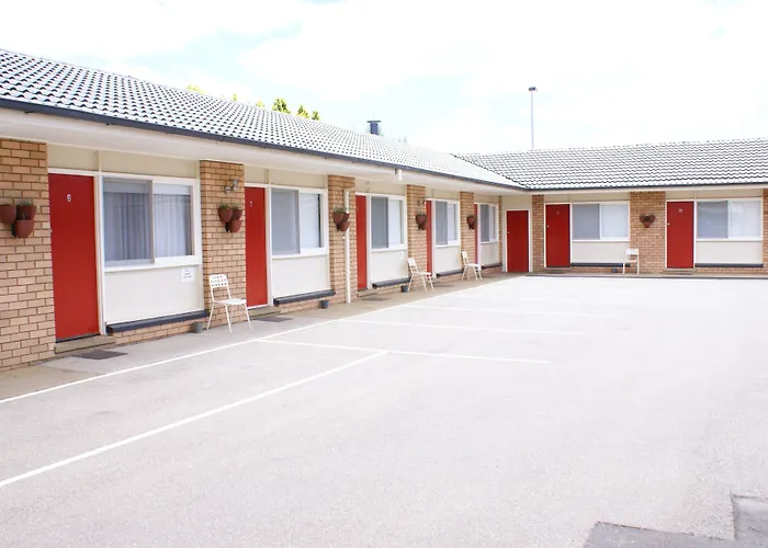 Country Lodge Motor Inn
