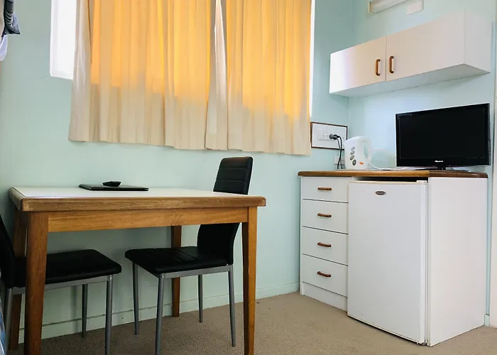 Bradman Motor Inn