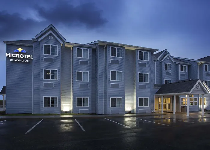 Quality Inn & Suites Caldwell I-77