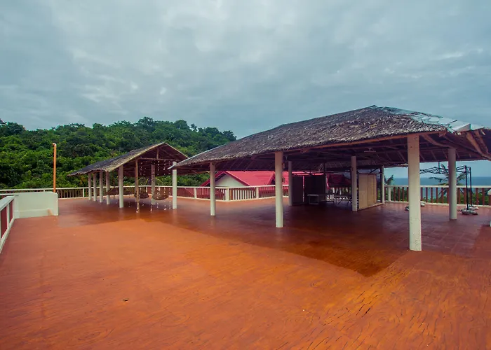 Oasis Resort And Spa