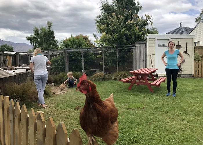 Tailor Made Tekapo Accommodation - Hostel