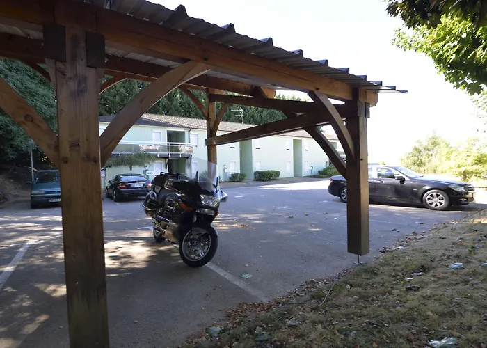 Brit Hotel Essentiel Limoges Nord Calme, Parking Gratuit, Acces Rapide A20