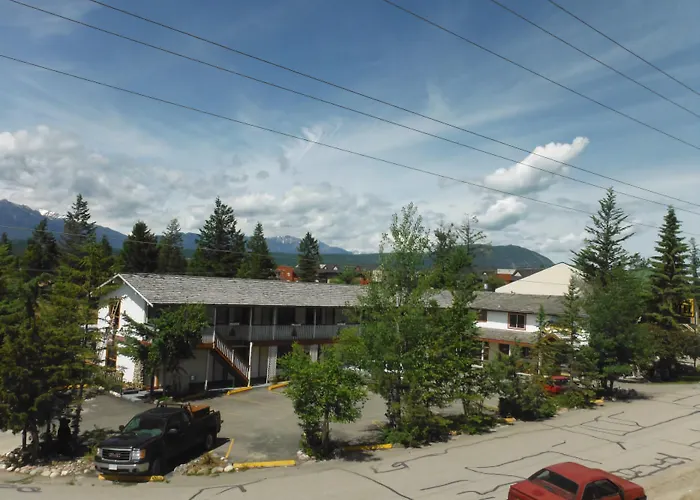 Cedar Motel