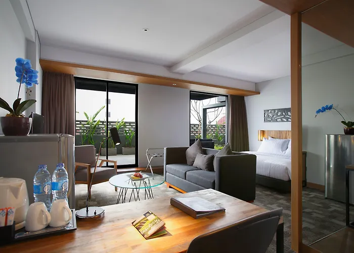 Batiqa Hotel Jababeka Cikarang