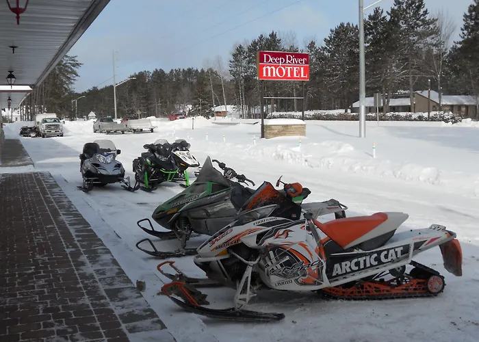 Deep River Motel