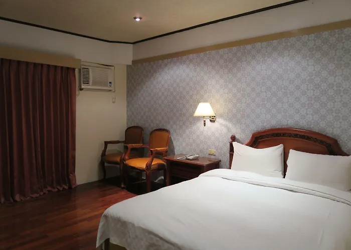 Champagne Hotel