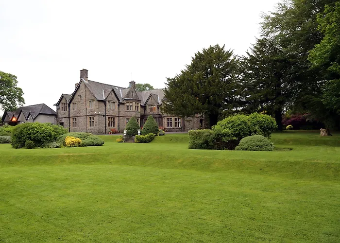 Maes Manor Country Hotel