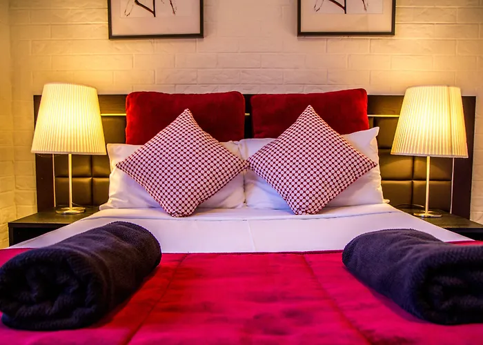 Ascot Budget Inn & Residences