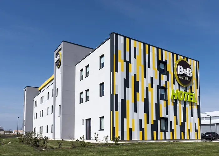 B&B Hotel Niort Marais Poitevin Est