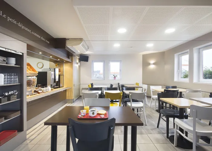 B&B Hotel Lyon Saint-Bonnet Mi-Plaine