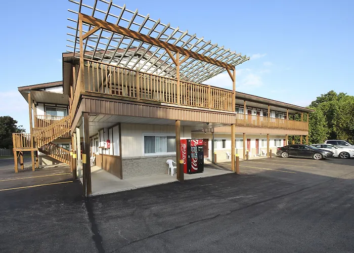 Cedar Lodge Motel