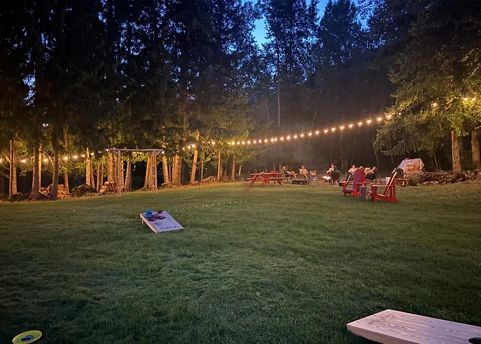Anglemont Inn