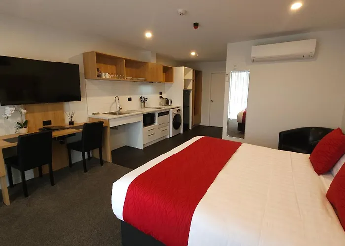 Alps Motel & Apartments