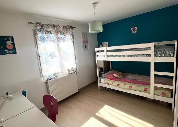 Maison Familiale Avec Jardin Lyon 8Eme