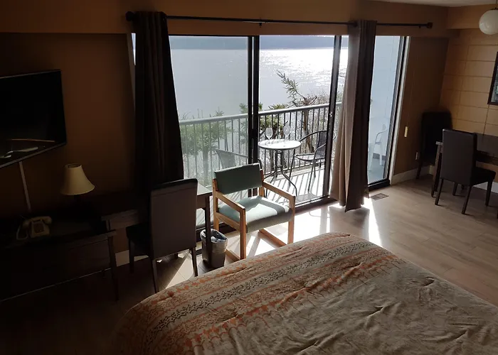 Above Tide Motel