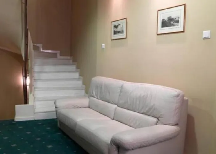 Alex Hotel