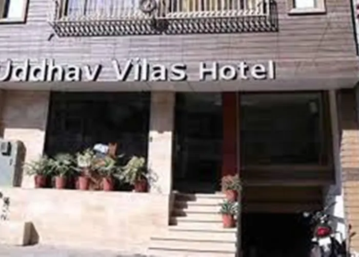 Uddhav Vilas A Family Hotel