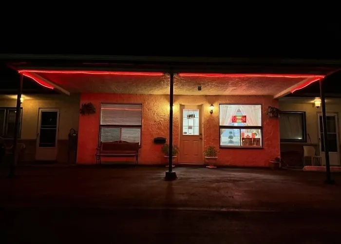 Holiday Motel