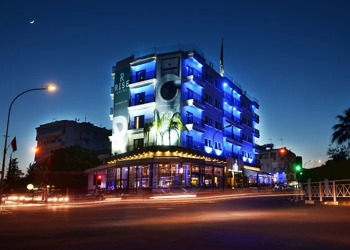 Rise Urban Art Hotel