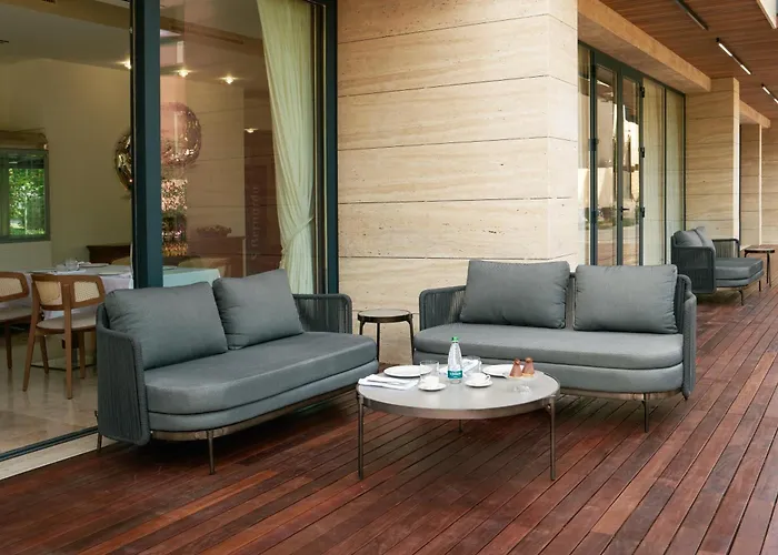 Nik Palas Luxury Residence