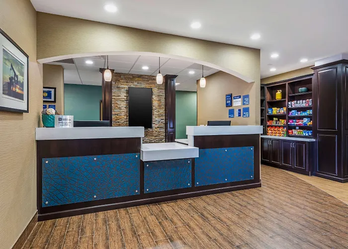 Best Western Plus Taft Inn