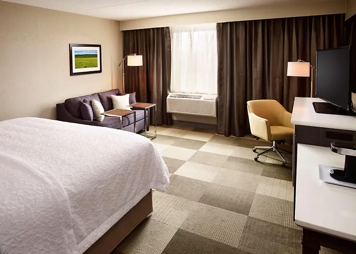 Hampton Inn By Hilton Sarnia/Point Edward
