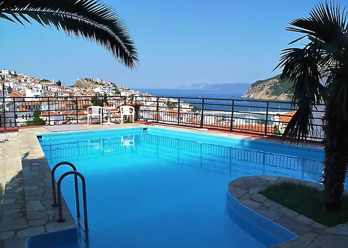 Denise Hotel