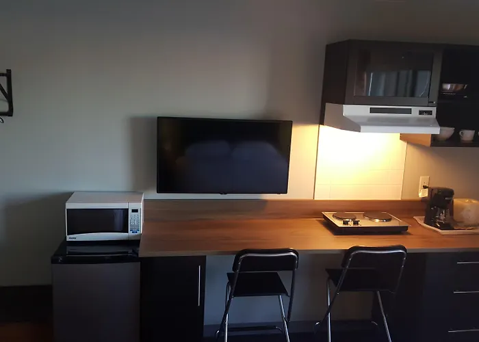 Home Away Inn